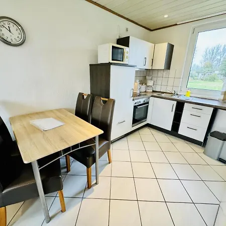 Saturn, Strandnah Rostock