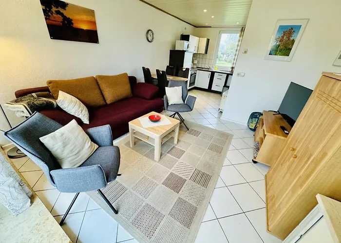 Saturn, Strandnah Holiday home *